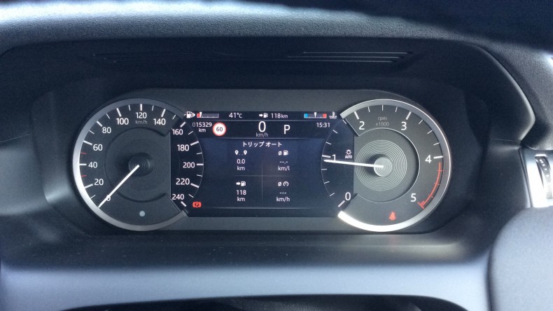 内装メーター