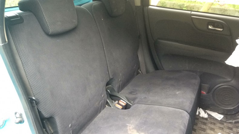 内装後方シート