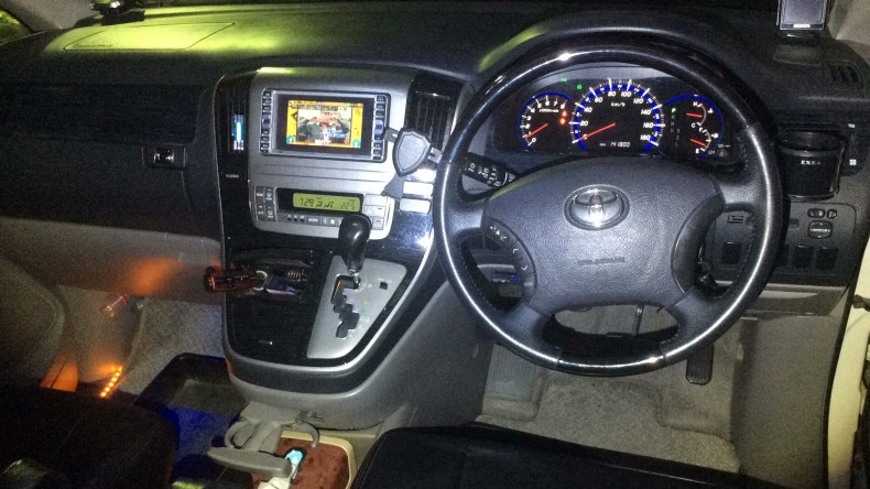 内装インパネ全体