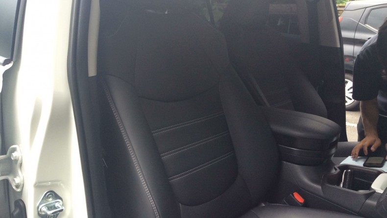 内装前方シート