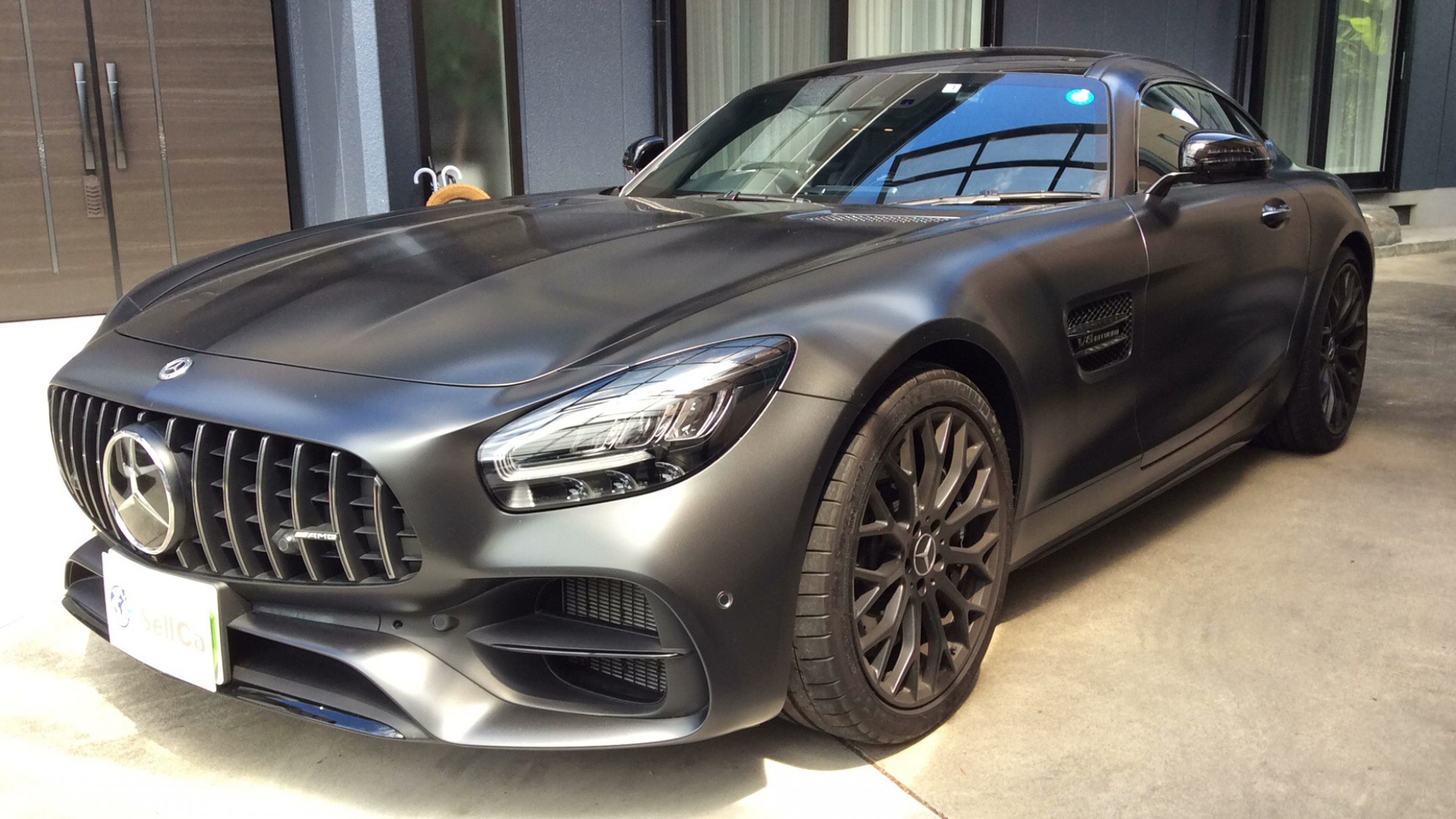 メルセデスＡＭＧ　ＧＴの車種サムネイル画像
