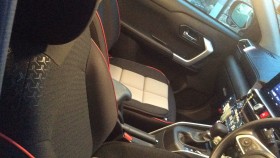 内装前方シート