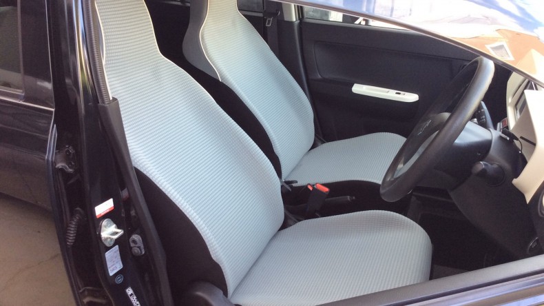 内装前方シート