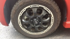 タイヤホイール前