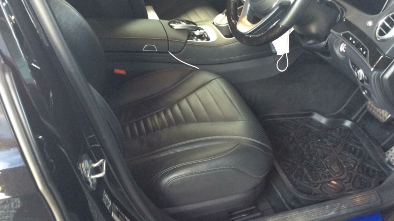 内装前方シート