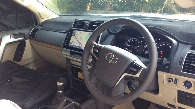 内装インパネ全体