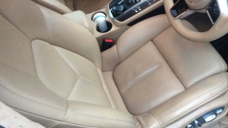 内装前方シート