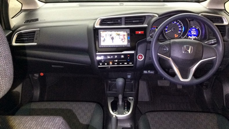 内装インパネ全体