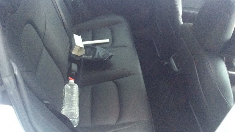 内装後方シート