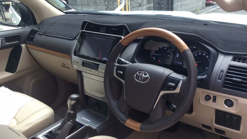 内装インパネ全体