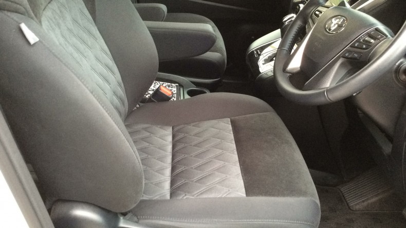 内装前方シート