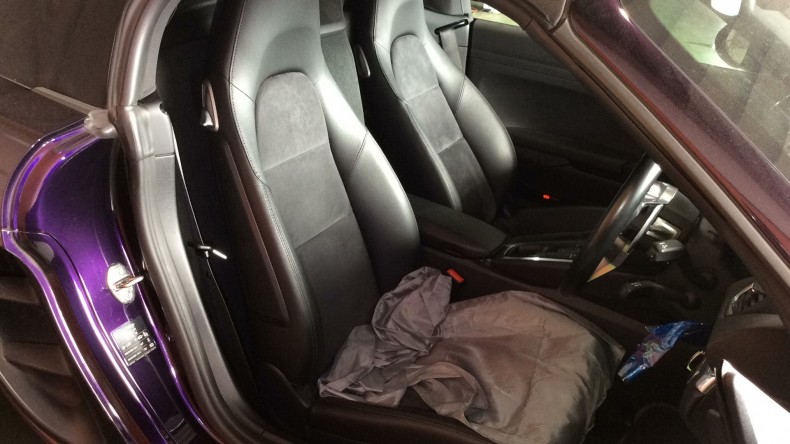 内装前方シート