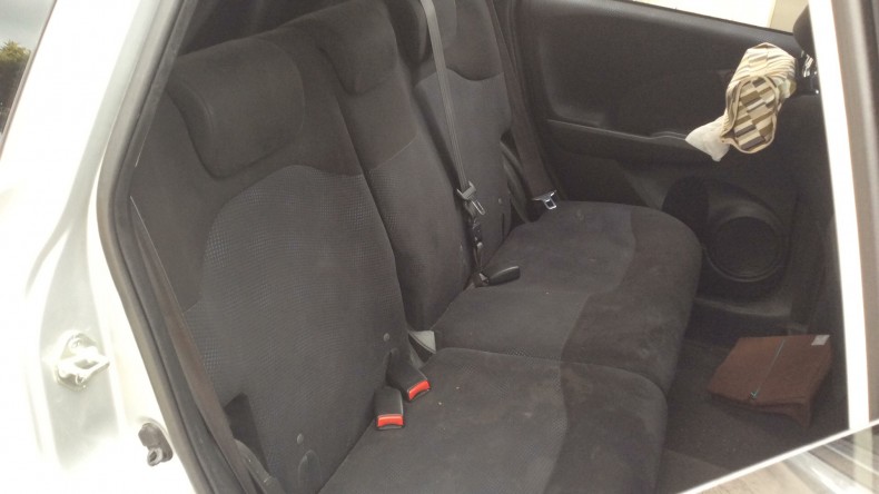 内装後方シート