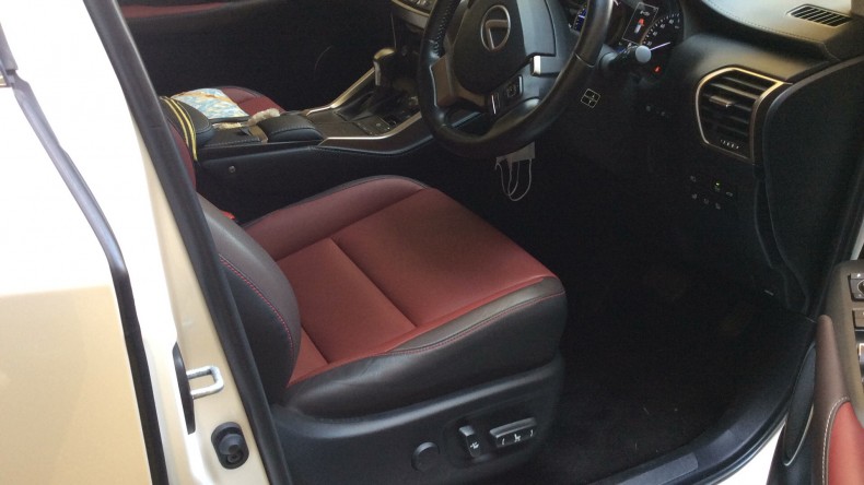 内装前方シート