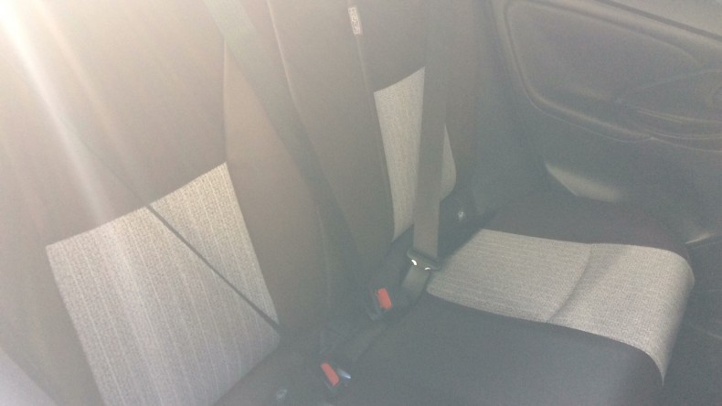 内装後方シート