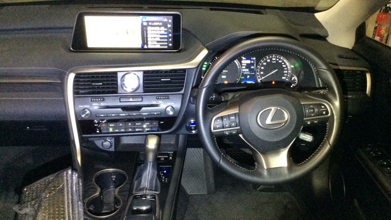 内装インパネ全体