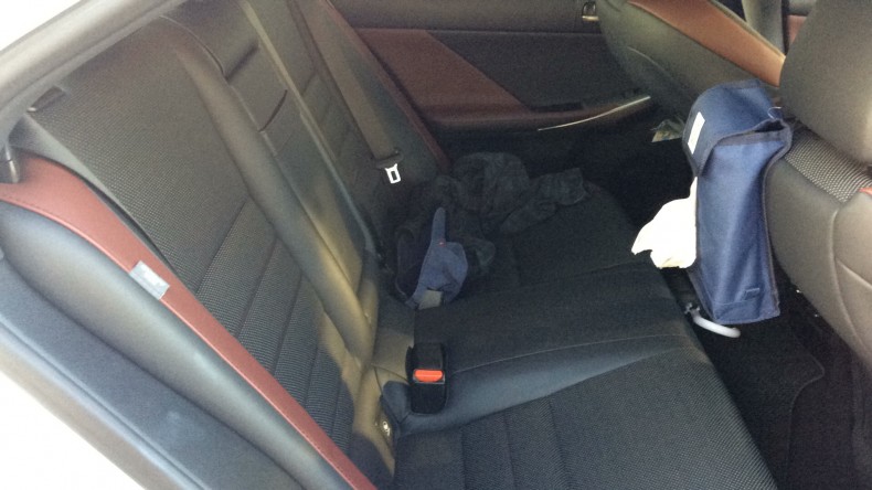 内装後方シート