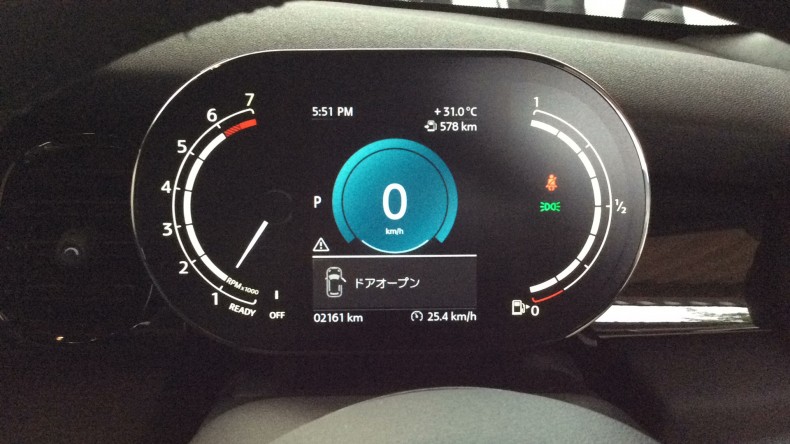内装メーター