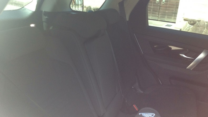 内装後方シート