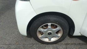 タイヤホイール前