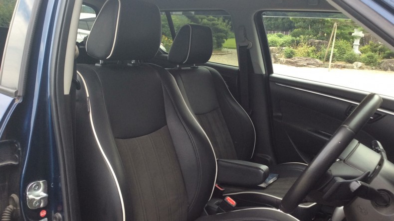 内装前方シート