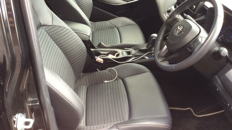 内装前方シート