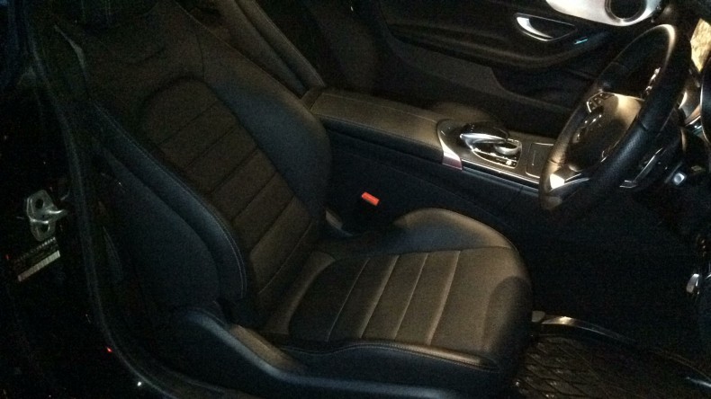 内装前方シート