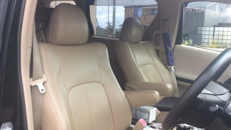 内装前方シート