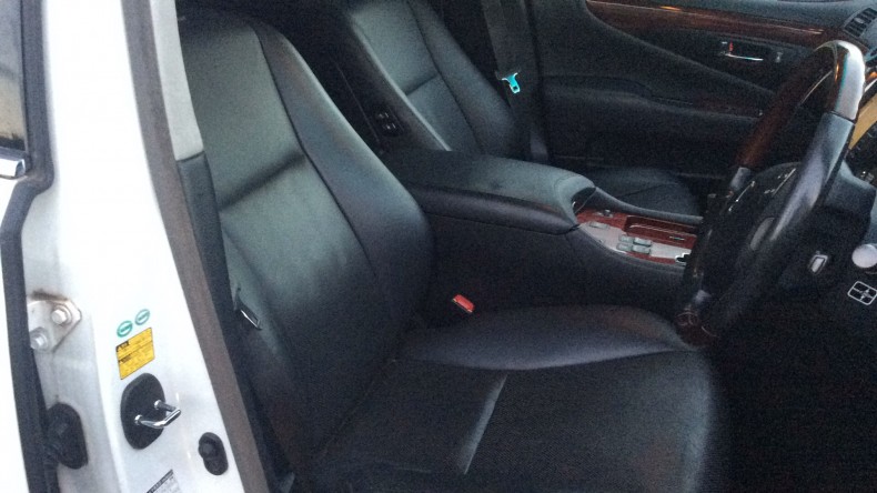 内装前方シート