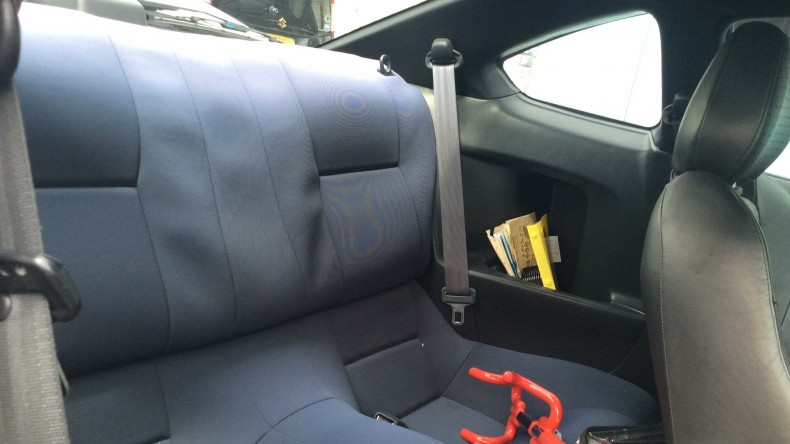 内装後方シート