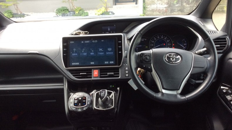 内装インパネ全体