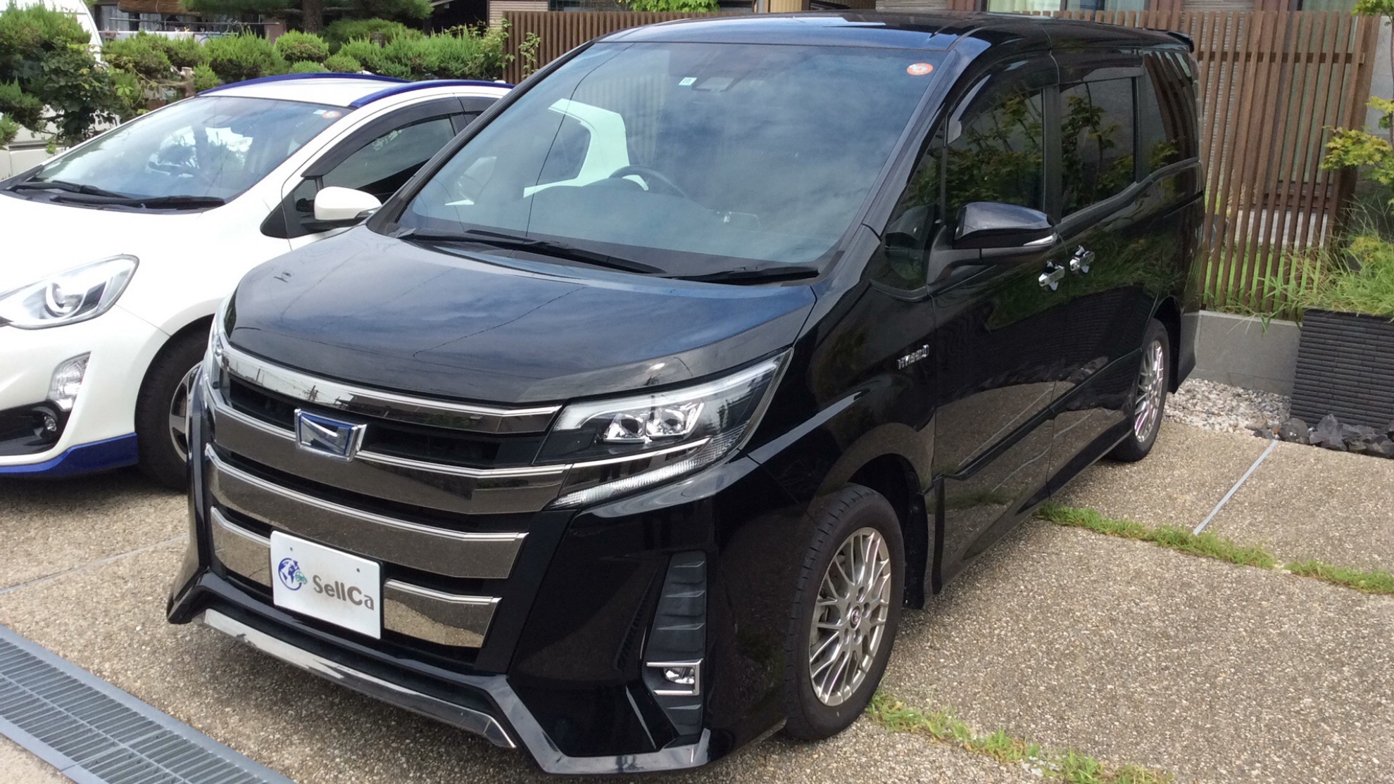 トヨタ　ノア Ｓｉ ダブルバイビーの車種サムネイル画像