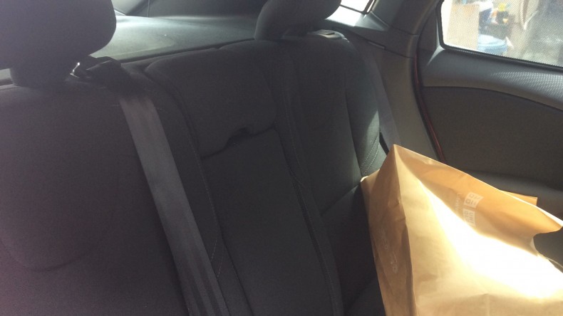 内装後方シート