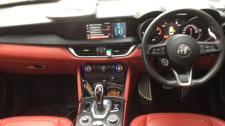 内装インパネ全体