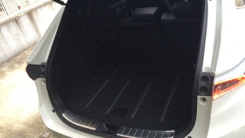 内装トランク