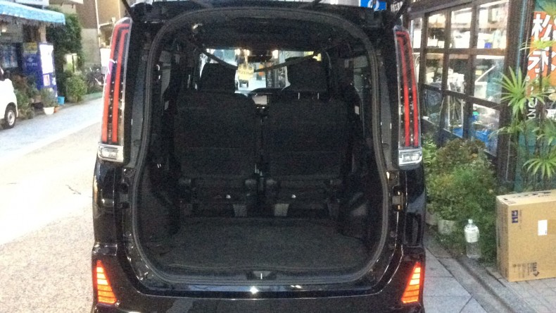 内装トランク