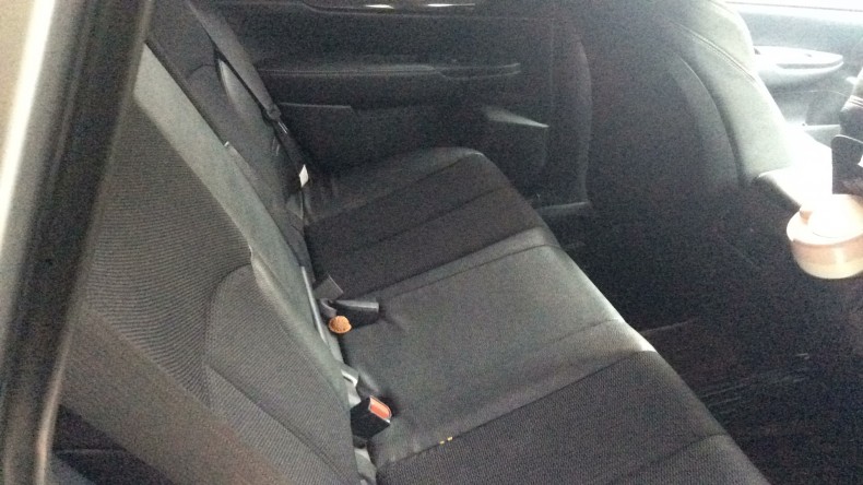 内装後方シート