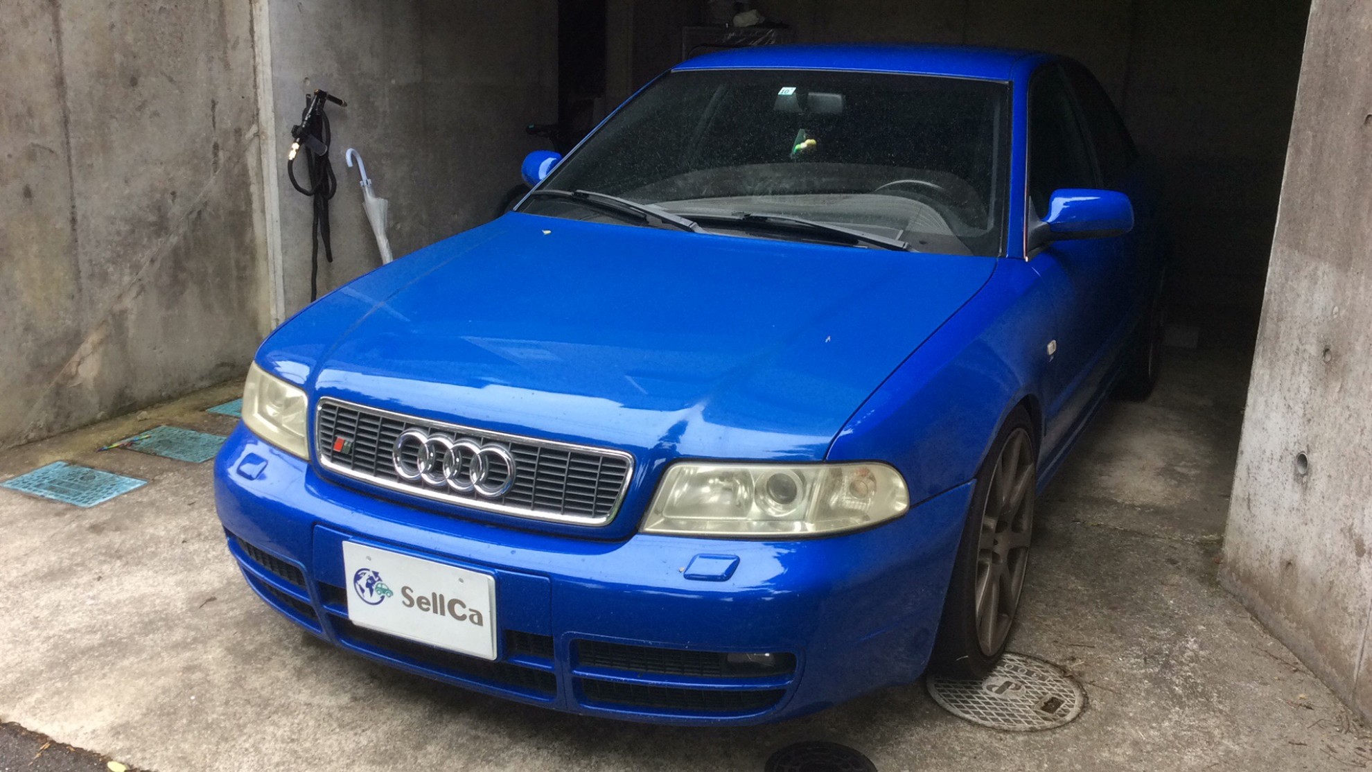 アウディ S4の車種サムネイル画像