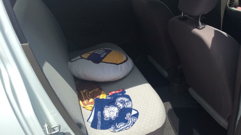 内装後方シート