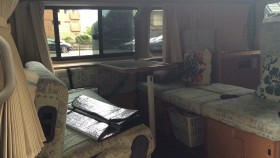 内装後方シート