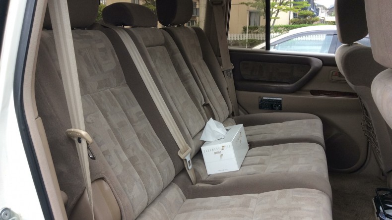 内装後方シート