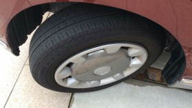 タイヤホイール前