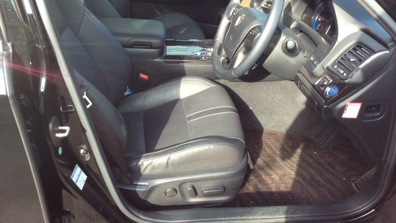 内装前方シート