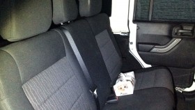 内装後方シート