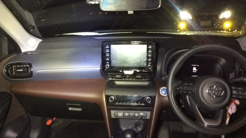 内装インパネ全体