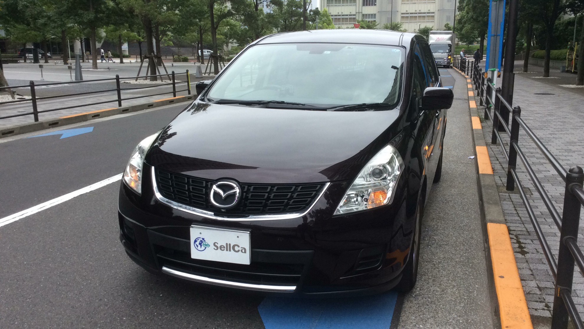 マツダ　ＭＰＶの車種サムネイル画像