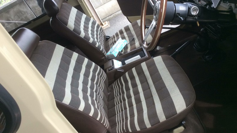 内装前方シート