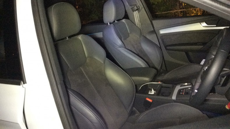 内装前方シート