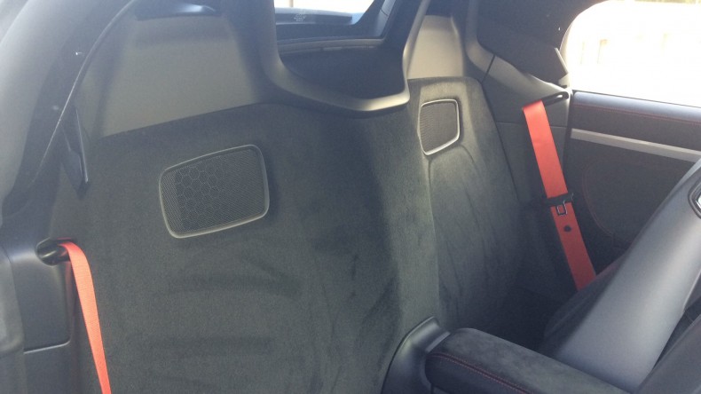 内装後方シート