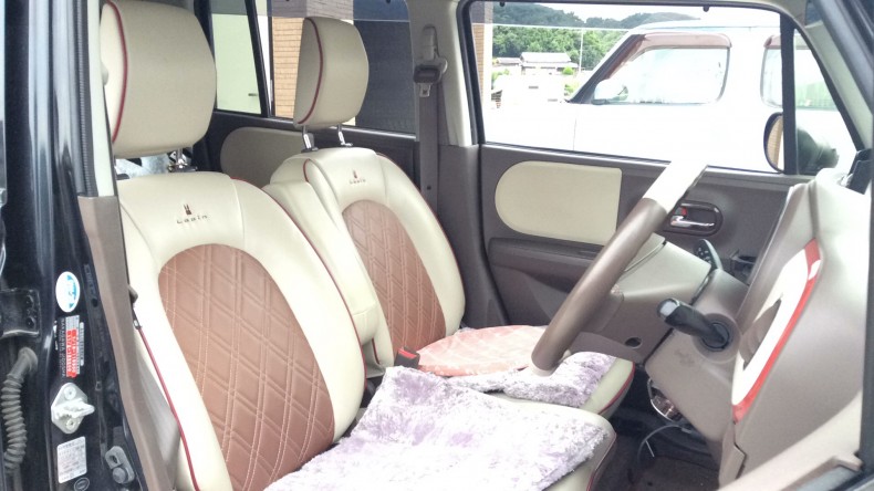 内装前方シート